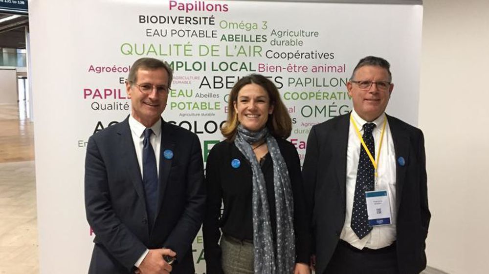 Éric Masset, Chantal Jouanno et Tomas Garcia Azcarate à l’assemblée générale de Coop de France déshydratation. © Renaud d’Hardivilliers
